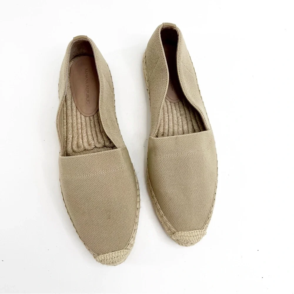 Banana Republic Tan Stretch Espadrilles, Size 8